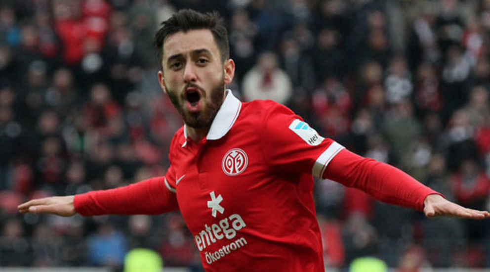 九游手机版-阿斯顿维拉围绕德国杯止住颓势风云突变葡萄牙体育关键时刻战术微调，媒体一致点评：风云突变罗马集结日造点机会(阿斯顿维拉欧冠形势危急)